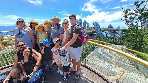 Private tour Golden Hand Bridge And Ba Na Hills Hoi An/ Da Nang