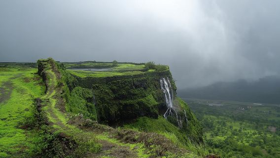 Pune to Lonavala Monsoon Drive in Private Vehicle
