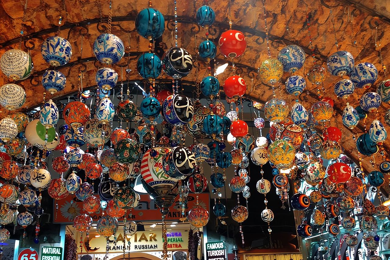 Istanbul Highlights Private Guided Tour with Snacks and Transfers