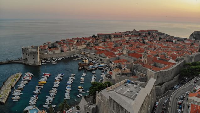Evening stroll through the old town in Dubrovnik