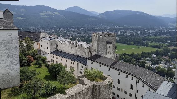 德國慕尼黑+薩爾斯堡+哈修塔特可訂製【普通話專車-舒適純淨】