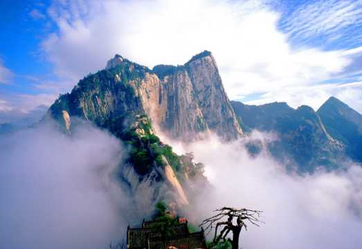 Xi'an Mountain Hua Adventure Day Tour with Cable Car Included