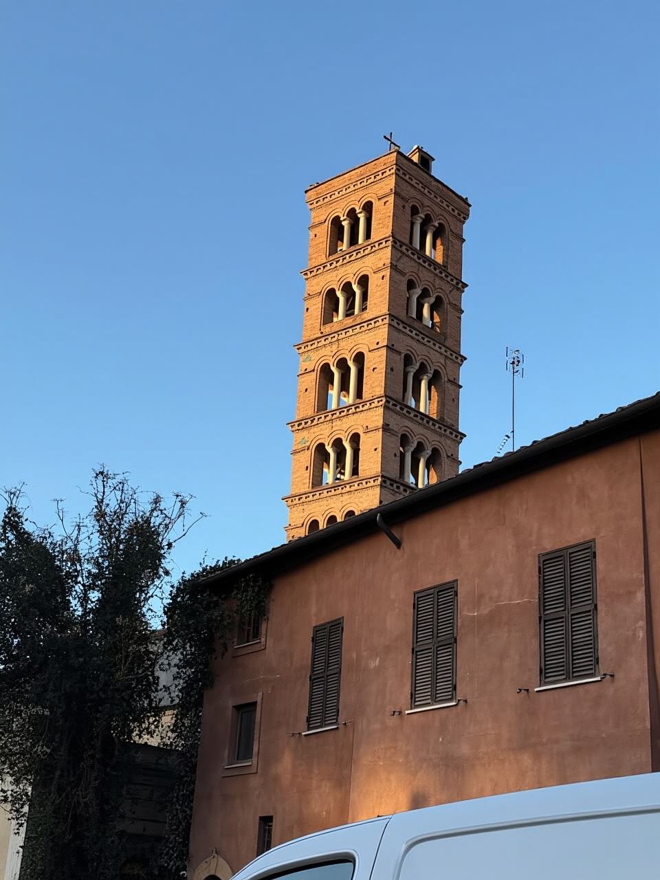 Rome: Private Open-Top Fiat 500 Tour with Driver