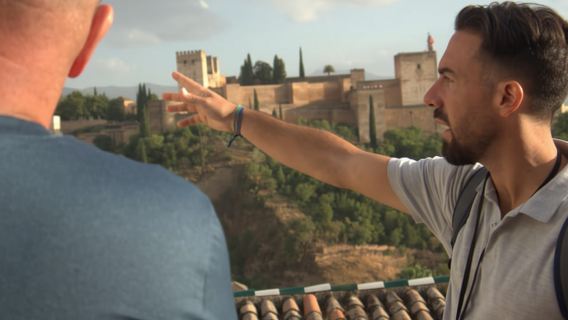 กรานาดา: ทัวร์ฮอลลีวูดและซาโครมอนเต