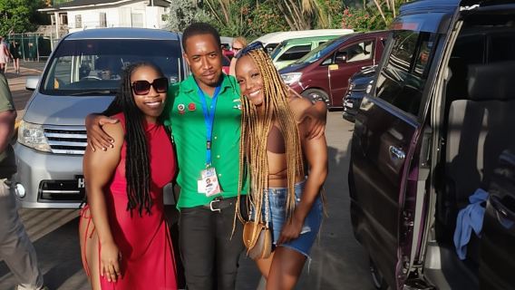 Dark View Falls tour with London Taxi and Tours