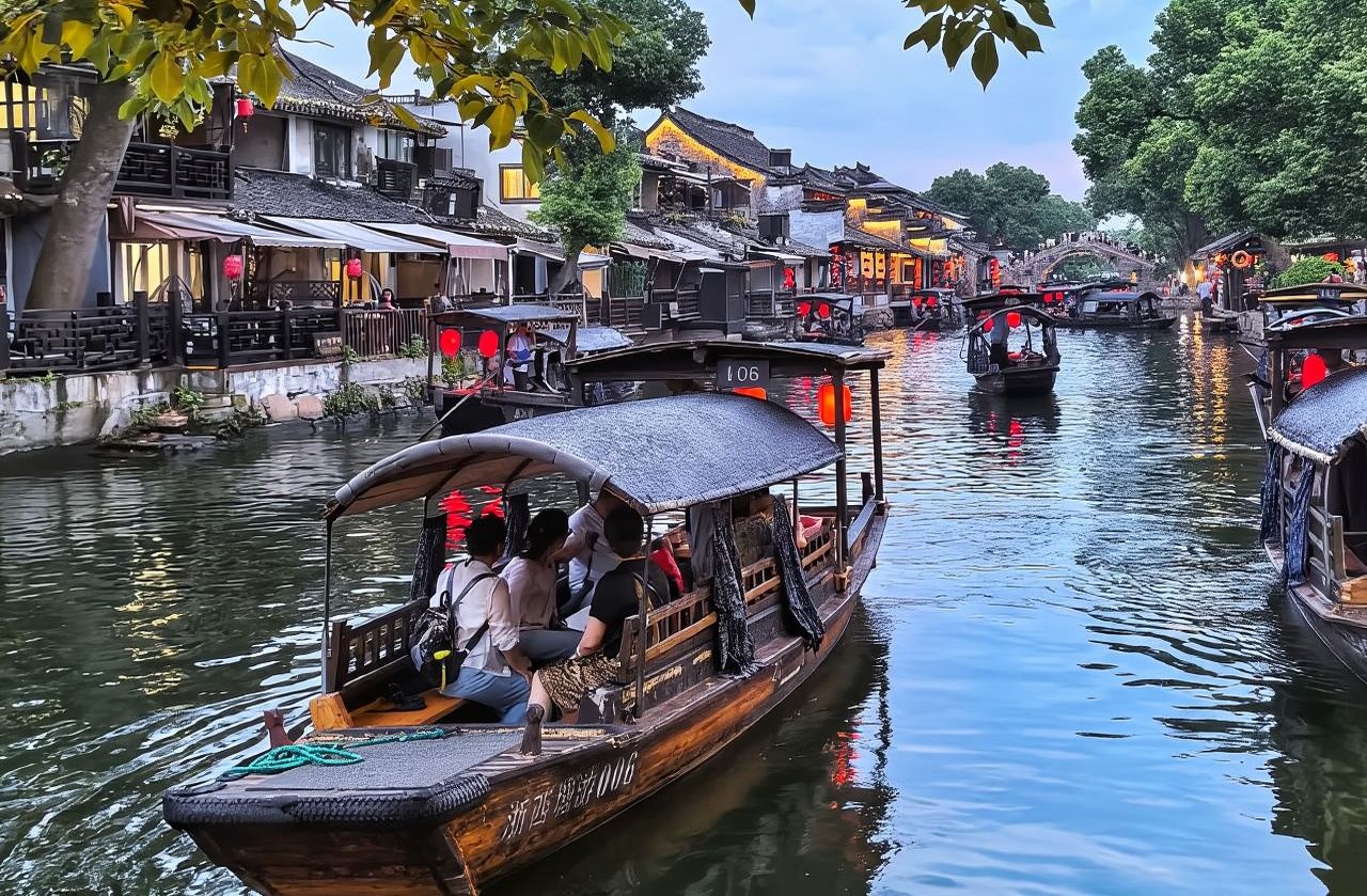 Suzhou andata e ritorno: Antico villaggio di Xitang + Antico villaggio di Nanxun|Un ordine, un gruppo|Cinese, inglese e altre lingue - noleggio con conducente esclusivo personalizzato