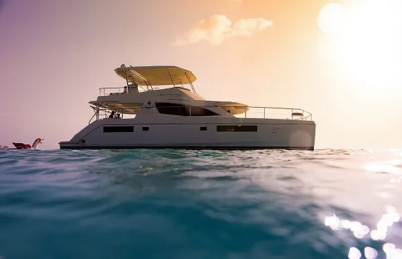 私人51呎Leopard遊艇 – 巴亞爾塔港及蓬塔米塔全包