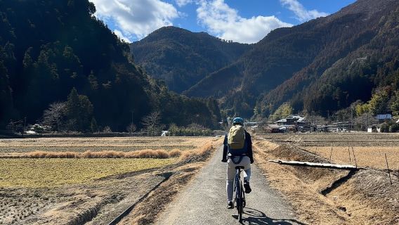 Head to the healing cave, Himeji hidden land e-bike and hike