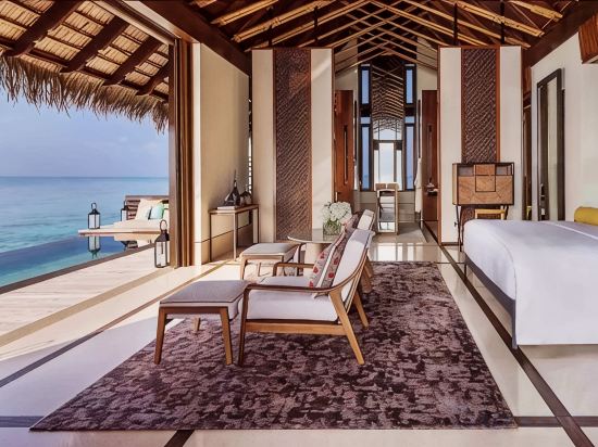 One&Only Reethi Rah - Tap to explore photos