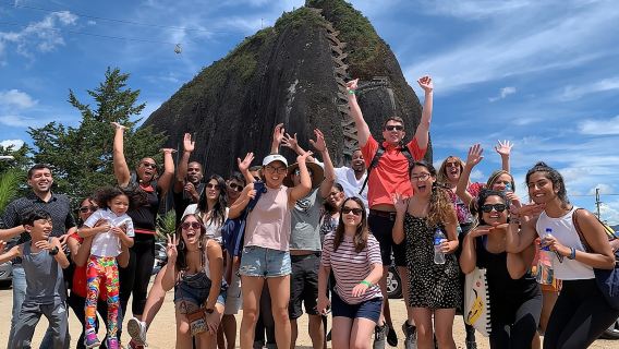 Day Trip To Guatapé with ,Breakfast, Lunch and Boat Ride