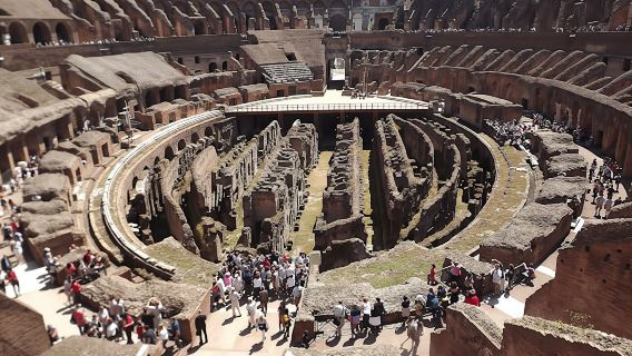 Rome Train Trip from Civitavecchia with Hop-On Hop-Off and Colosseo