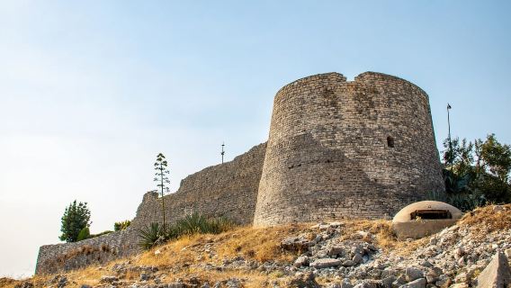 Blue Eye & Gjirokastra: Private Tour German (B1) and English