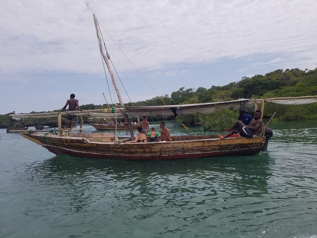 Zanzibar: Safari Blue Day Tour Snorkeling Dengan Makan Tengahari BBQ