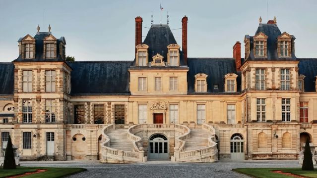 Lawatan sehari sewaan peribadi klasik Paris: Istana Fontainebleau + Hutan Barbizon + Istana Versailles + taman