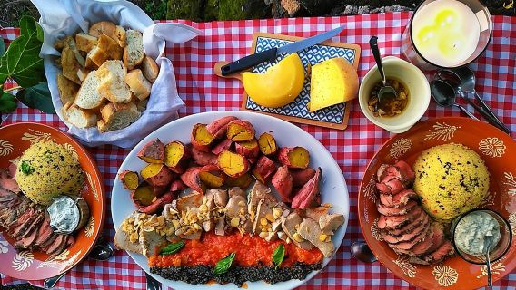 Lawatan Wain & Makanan