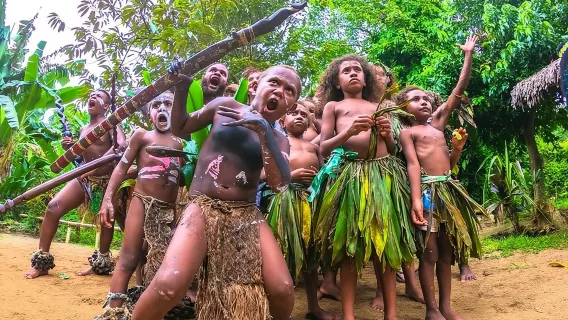 Full-Day Efate Round Island Trip with Yumi Tours