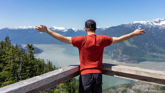 Whistler Tour with Shannon Falls & Sea to Sky Gondola