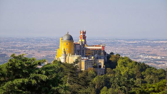 Tour riêng Sintra, Cung điện Pena và Cascais từ Lisbon