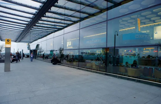 英國倫敦市區單程接機或送機-中文司機-溝通無憂