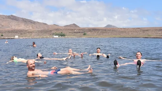 Excursion à la journée complète : mine de sel, Blue Eye, observation des requins et plage de cerfs-volants