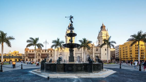 秘魯利馬聖馬丁廣場-愛情公園-可客製化【普通話專車-舒適純淨】