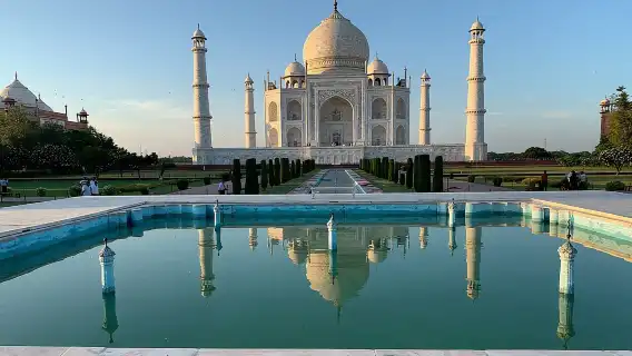 Private Tajmahal Day Tour From Mumbai ,Pune ,Chennai with flights