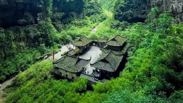 重慶出發：武隆天生三橋+龍水峽地縫一日遊【純玩·無購物】