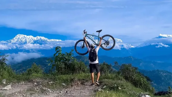 Pokhara: tour in mountain bike enduro al campo base australiano
