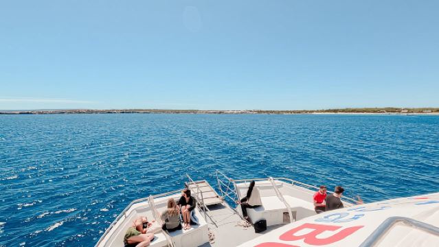 Formentera: Crystal Waters Cruise with Snorkeling and Lunch