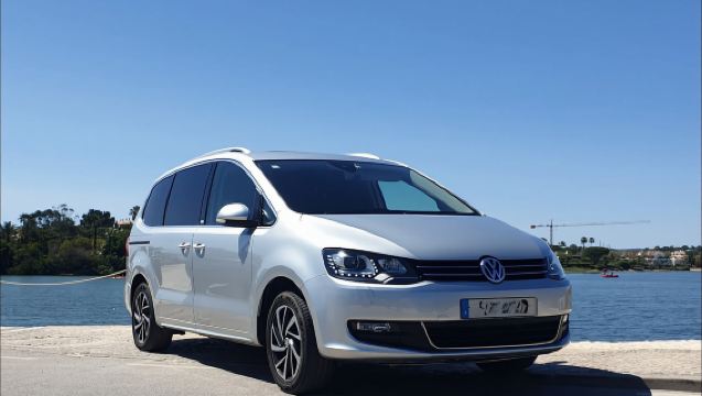 Faro Airport: Private Transfer to Quarteira & Vilamoura