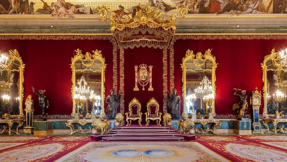 Madrid: Tour tham quan Cung điện Hoàng gia có hướng dẫn viên cho nhóm nhỏ hoặc riêng tư