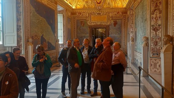 Vatican: Semi Private Tour with Skip-The-Line Entrance