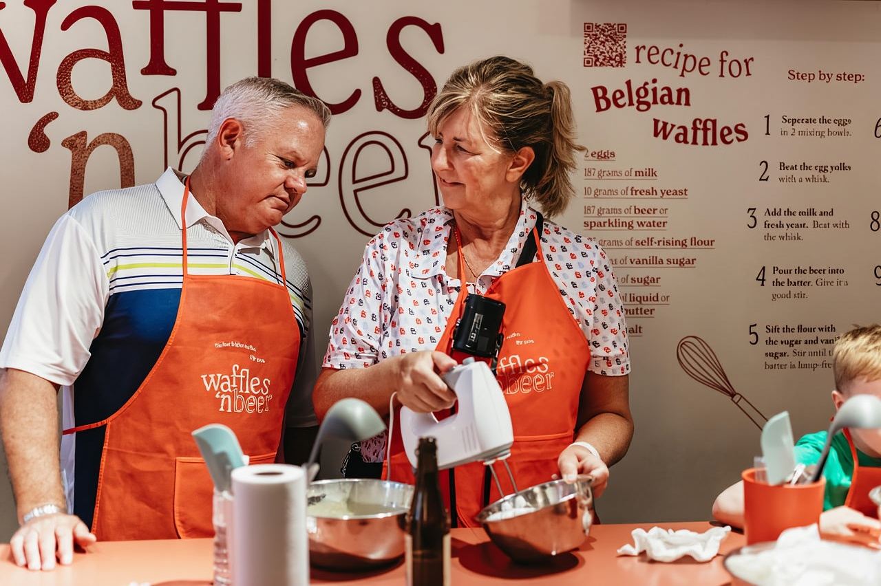 Bruges: Belgian Waffle-Making Workshop with Beer Tasting