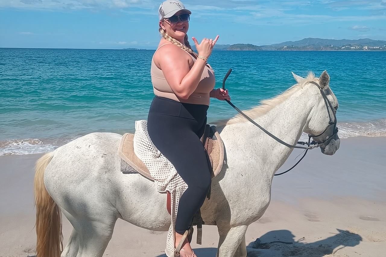 Horseback Riding - 1 hour 30 minutes Guided Tour