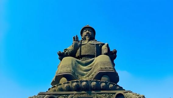 Jokhang-Tempel + Altstadtgasse Saishang + Chuan-Grasland + Inner-Mongolisches Museum