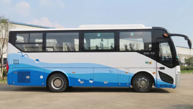 Bezpośredni autobus Chengdu - Góra Czterech Dziewcząt (opcja biletu w jedną stronę lub w obie strony), pojazdy certyfikowane