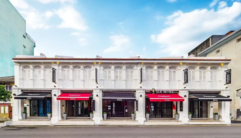 ฮัตตัน สวีทส์ โรงแรม แมนเนจ บาย ดิ แอสคอท ลิมิเต็ด