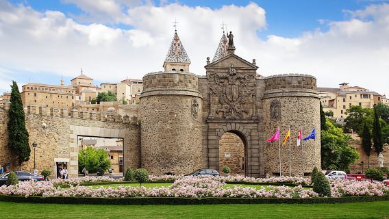 Toledo full-day tour and zipline ticket