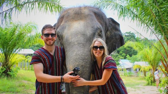 VIP Kumpulan Kecil Kem Gajah Naidi