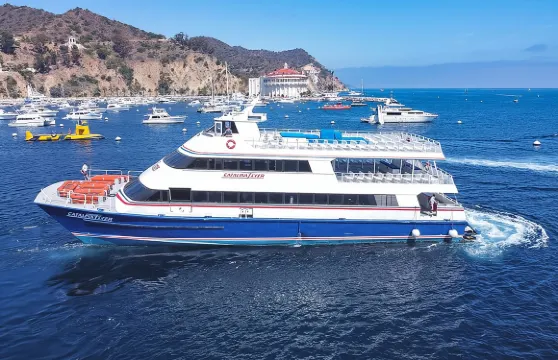 從紐波特海灘到阿瓦隆的卡特琳娜島渡輪