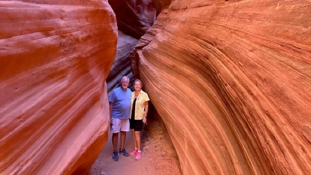 피카부 슬롯 캐년(Peekaboo Slot Canyon) UTV 및 하이킹 어드벤처