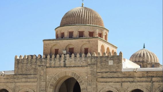 Tour en vehículo privado chino/inglés a la Gran Mezquita de Kairuán en Túnez