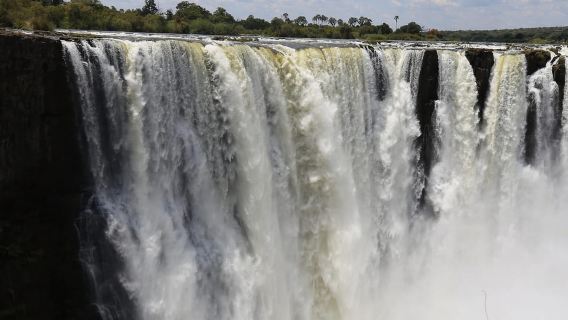 Victoria Falls Private Tour with Lunch & Helicopter Flight