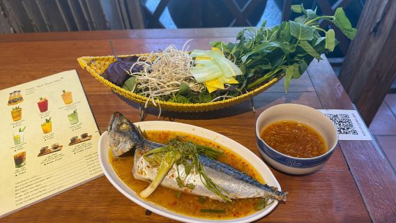 Ho Chi Minh City Street Food Private Tour By U.S.A Army Jeep