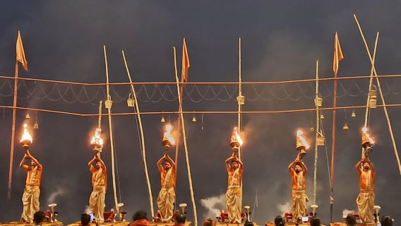 Walking Tour in the old part of the city of Varanasi