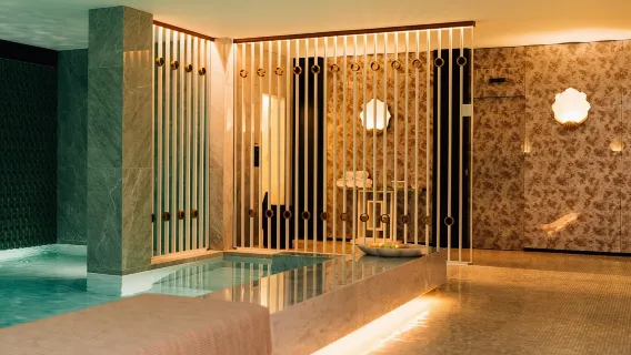 Porto: relax in piscina, sauna e bagno turco