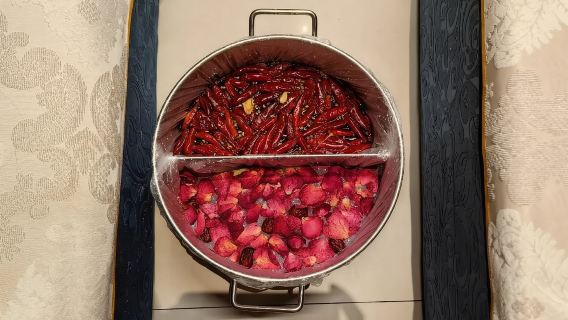 Chongqing Shouwu Foot Massage · Hotpot Foot Therapy|Hongya Cave Store (Hot Pot Foot Massage + Bone Setting Massage + Acupressure Massage + Chongqing Specialties)