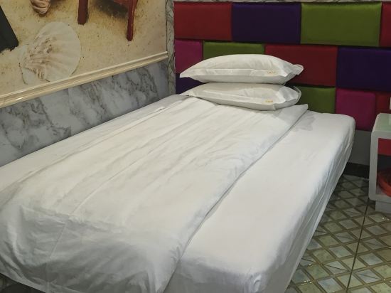Others 5, Chuangxin Hostel, Shanghai