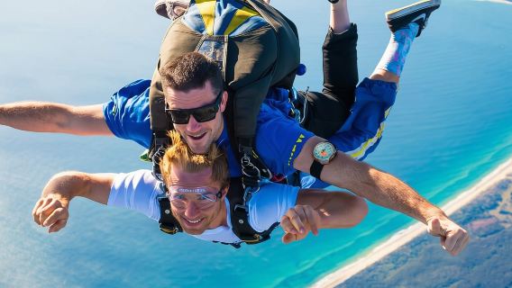 Tandem skydiving experience in Byron Bay, Brisbane, Australia 2637