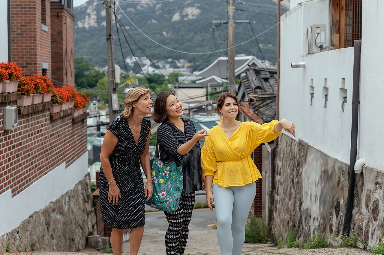 Punti salienti e tesori nascosti con la gente del posto: il meglio del tour privato a piedi di Seul